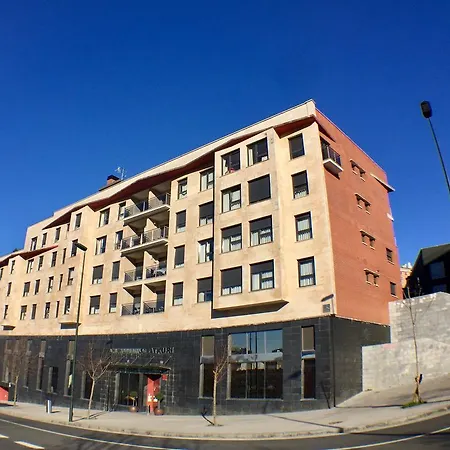 Spirit Atxuri Lägenhetshotell 3*